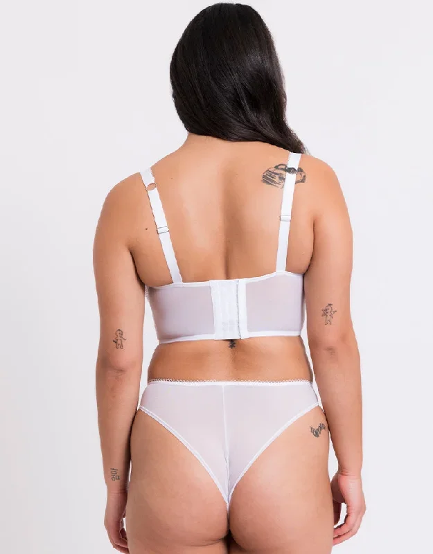 curvy-kate-gin-fizz-brazilian-white-blush