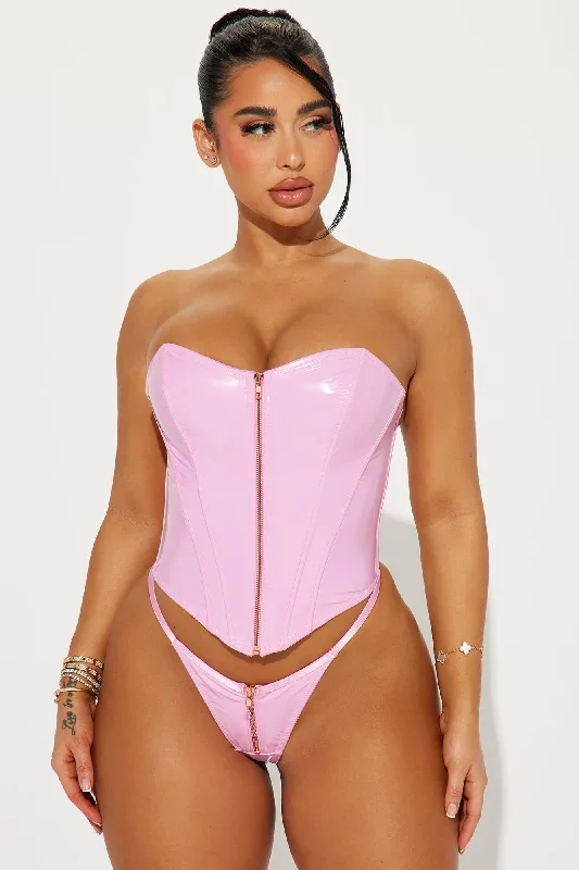 follow-my-lead-liquid-vinyl-2-piece-corset-set-pink