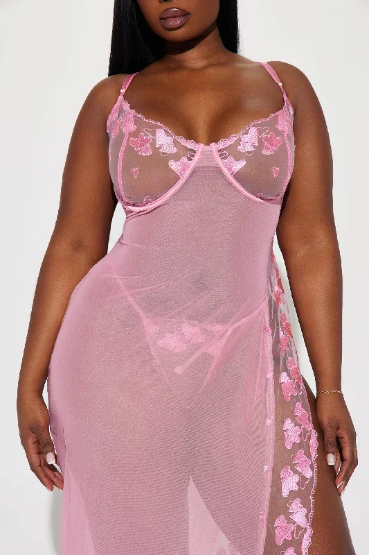 heart-flutters-lace-maxi-gown-babydoll-pink