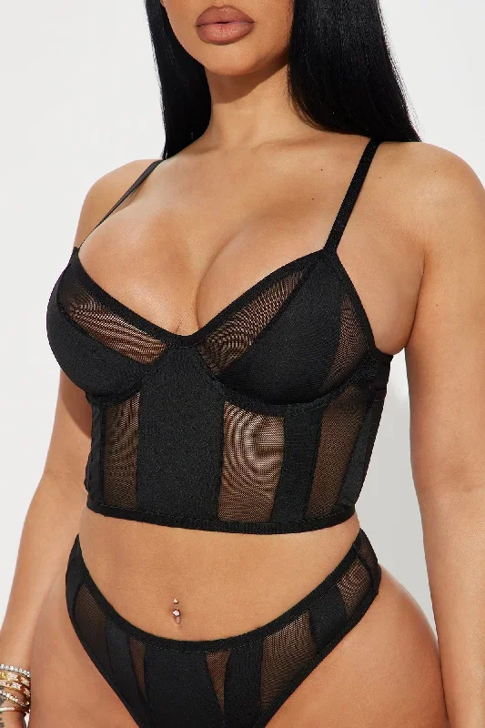 hidden-in-the-shadow-mesh-2-piece-set-black