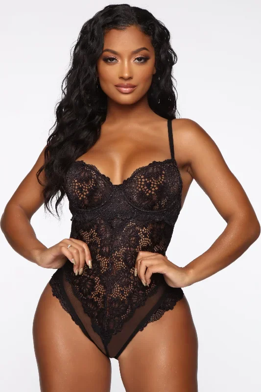 keep-her-secret-lace-teddy-black