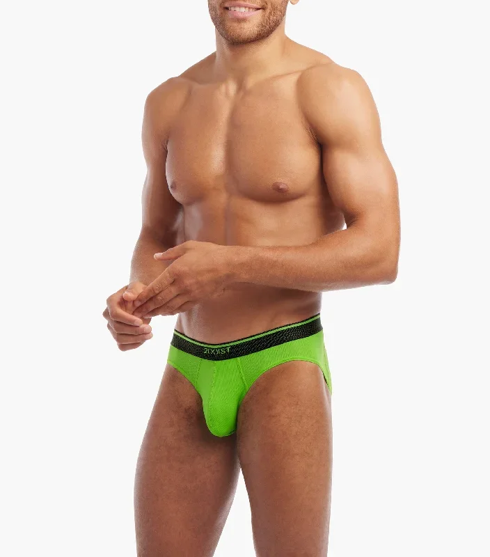 premium-speed-dri-lightning-mesh-low-rise-brief-052030-33113