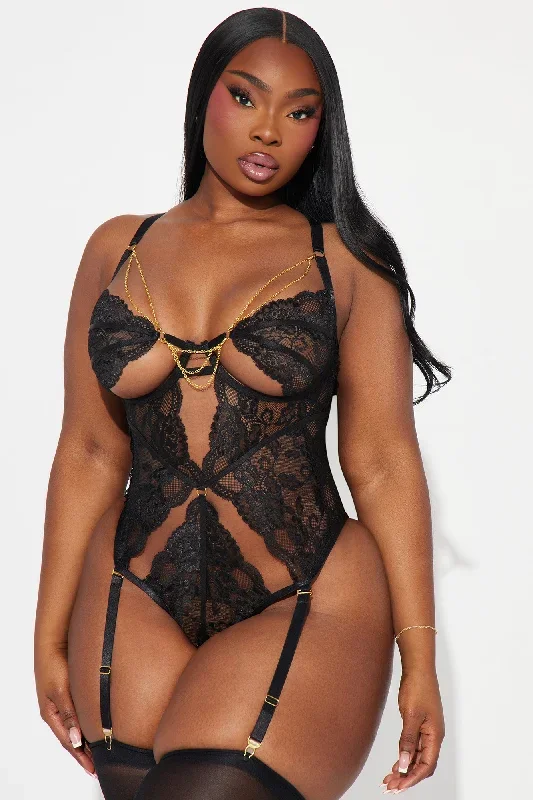 your-loss-lace-chain-bodysuit-teddy-black